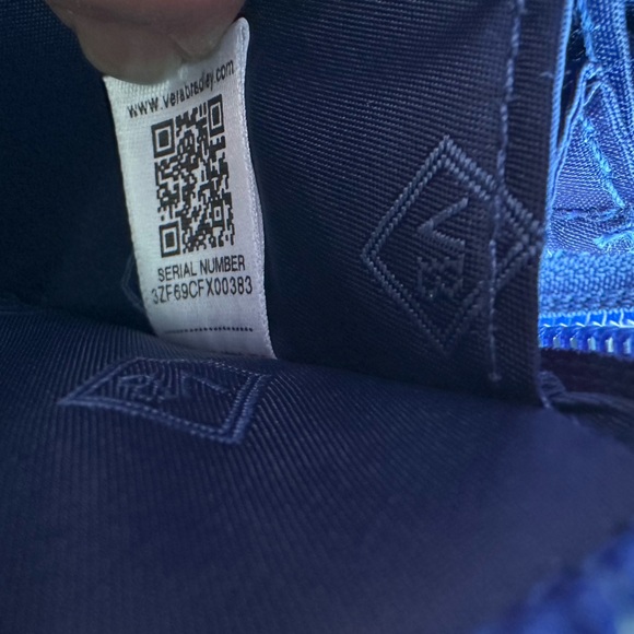 Vera Bradley RFID Turnlock Wallet in Santiago Print, Large Quilted Cotton - Picture 2 of 6